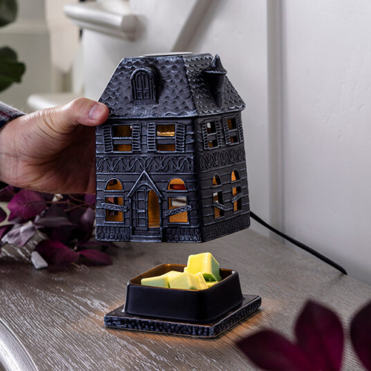 Wax Warmer -Haunted House